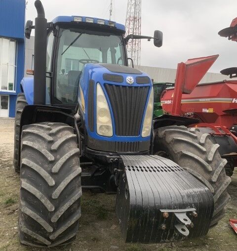 New Holland T8030 tractor de ruedas