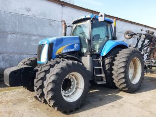 New Holland T8040 tractor de ruedas