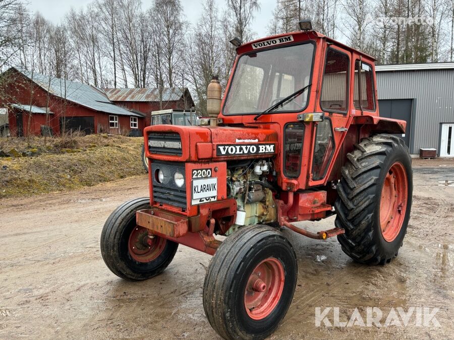 Volvo 2200 tractor de ruedas